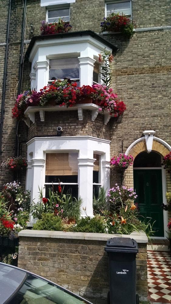 ロンドン 69Thegrove Bed & Breakfast エクステリア 写真